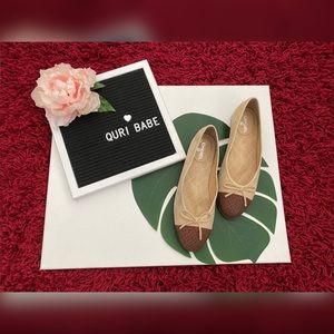 💯Auth $795 CHANEL 17S Hologram CC Ballerina Flats